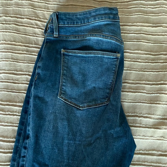 Jeans for sale ! - Picture 4 of 9